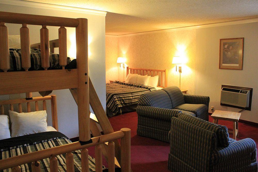 Eagle'S Nest Hotel & Conference Center Quincy Exteriér fotografie