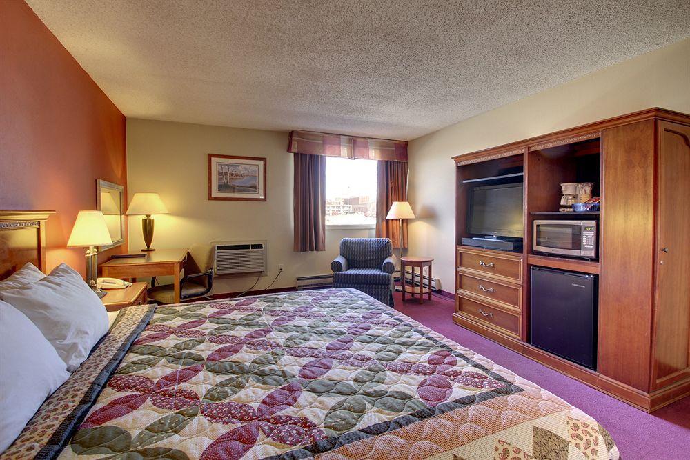 Eagle'S Nest Hotel & Conference Center Quincy Exteriér fotografie